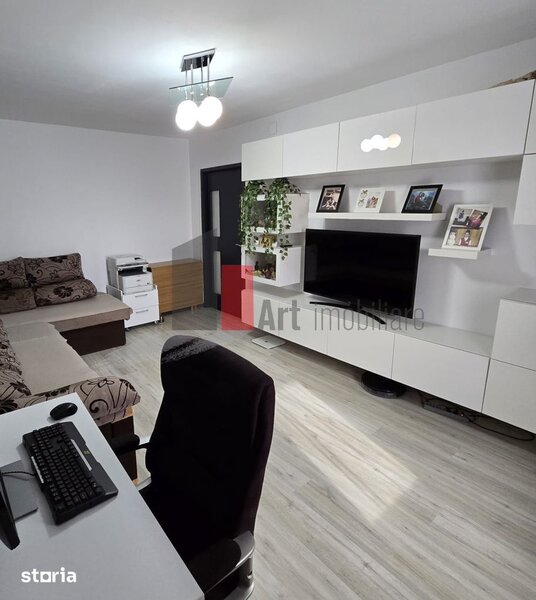Crangasi, vindem apartament cu 3 camere,
